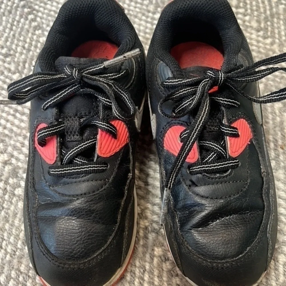 Nike‎ Air Max pink and black toddler shoes size 10